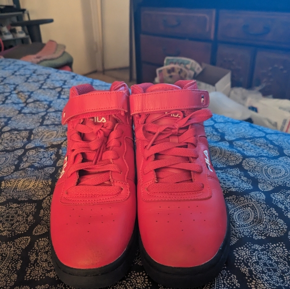 Boys or girls Fila high top sneakers - Picture 4 of 4